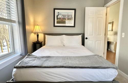 3 BR Private Pondside View New Reno [Moose Lodge] - Foto 27