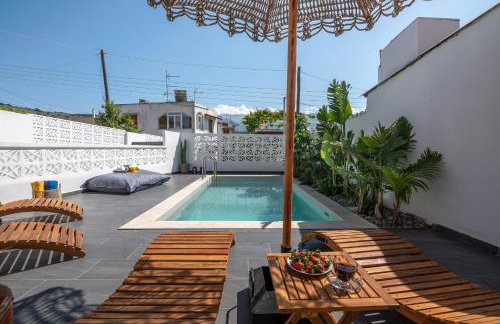 Serene Pool Villa - 8 min to Kalyves Beach - Foto 2