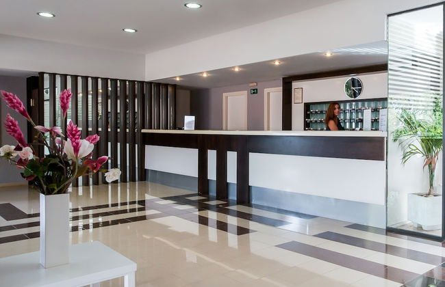 Sunrise Village Hotel - Photo 2