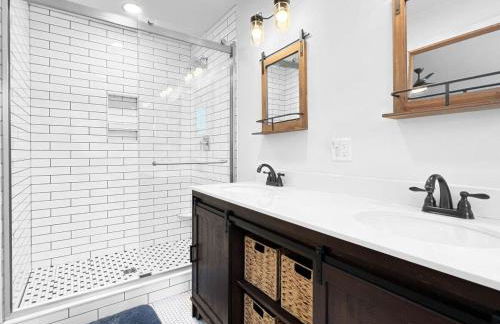 The Mendon House - Photo 20