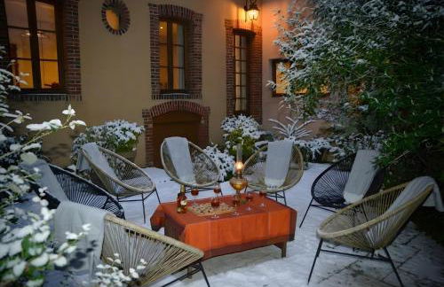 Cottage Mackinley, séjour spacieux et chaleureux, salon de jeux, grande salle à manger, 15 pers, Centre Historique, gare TER - Foto 43