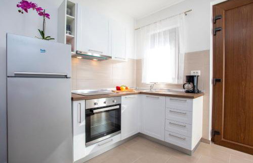 Apartment Iva - Photo 2