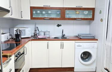 Red Wine Haro, piscina y parking - Foto 5