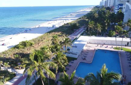 Deluxe Studios and Apartments at the Casablanca - Photo 38