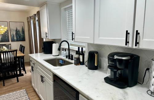 Timbers Tavern - Foto 18