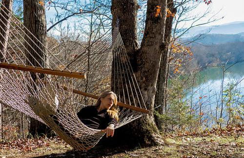 Charming Glamping Rental with Fireplace near Great Smoky Mountains National Park - Foto 10