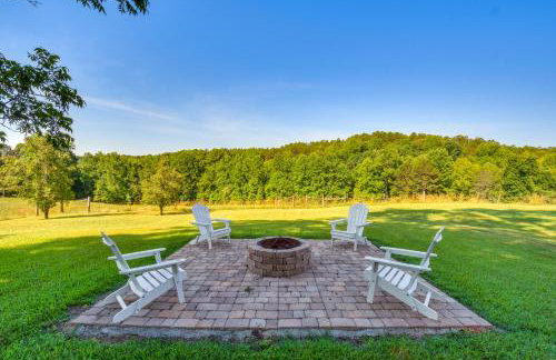 Home with Fire Pit on 27 Acres in Walhalla! - Foto 32