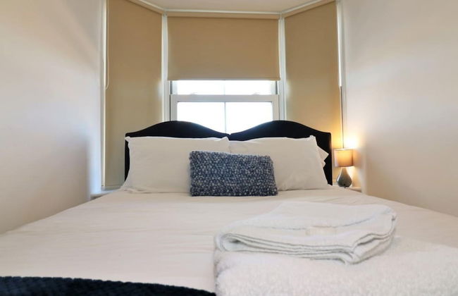 No 11 Bonnet Road - 2 Bed - Photo 6