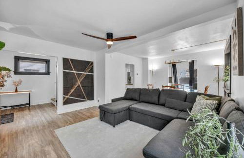 Modern Stylish Urban Haven 4 Bedroom 2 Bath - Dog Friendly - Foto 4