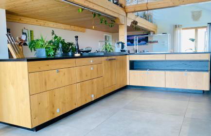 Exklusives Wohnen im Herzen Bayerns - Luxuriöses Haus mit Dachterrasse und Whirlpool, nahe Passau - Foto 14