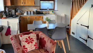 LYDONIA BARN - Photo 4