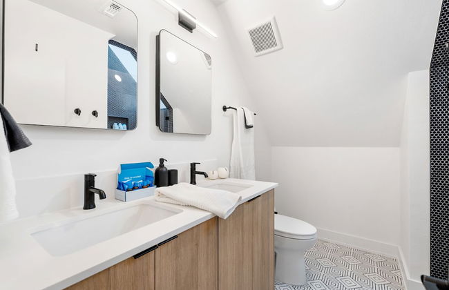 Stylish 2 Bedroom Retreat in South Austin - Foto 16