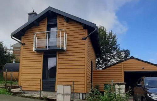 CHALET COSY A LA MONTAGNE AVEC SAUNA TONNEAU situé à St Laurent en Grandvaux - Proche lacs cascades et pistes de ski - Foto 2