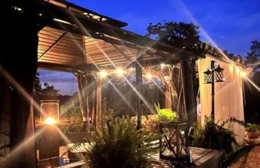 Gorgeous Tiny House with Indoor and Outdoor Lounging Space in Alabama - Foto 79