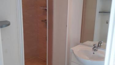 L'ARDOISINE - Photo 4, Shower