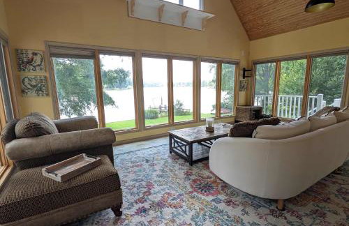 Lake Days Getaway - Lakeside Family Escape Near Hillsborough - Foto 5