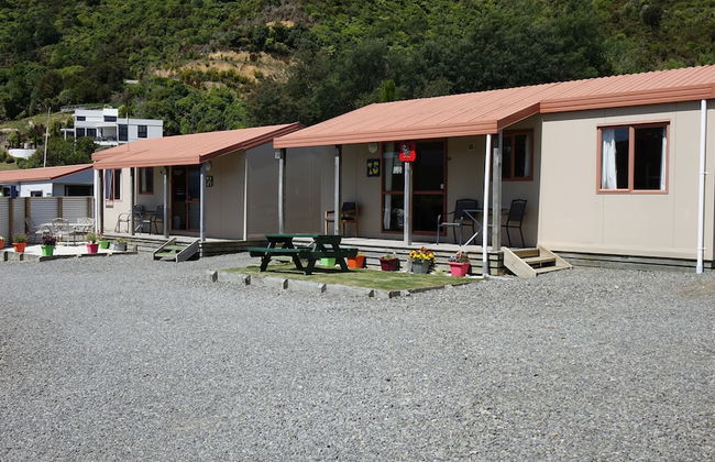 Waikawa Bay Holiday Park - Foto 10