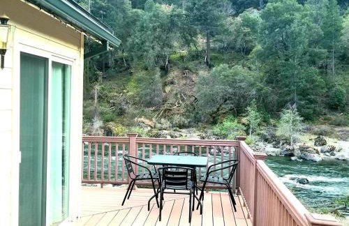 Charming Cottage Rental with Fabulous Views of the Trinity River in Northern California - Foto 37