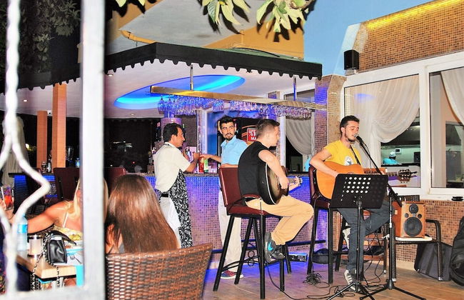 Select Apart Hotel - Foto 49