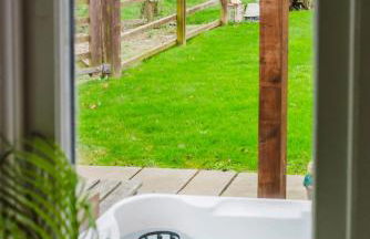 Sparrow Grove Retreat - Photo 13