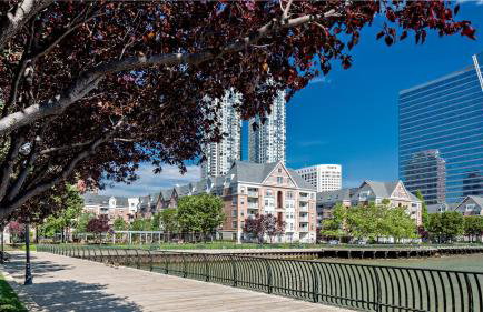 Newport 1 BR w Work Setup by Anyplace - 11747 - Foto 47