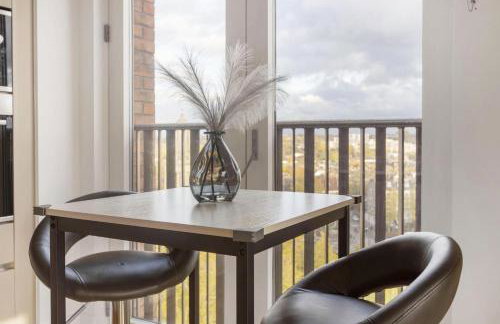 Stylish New-Build 1-Bed Retreat for 4 In The Heart of Brixton, Easy London Access - Foto 10