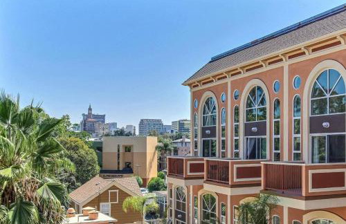 Modern 2BR Downtown San Jose Condo Walkable - Foto 1