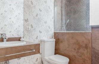 Charming Beachside Townhouse in San Pedro A Lovely Retreat Steps from the Shore - Photo 7