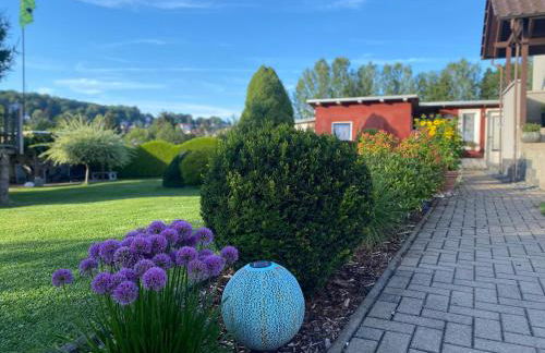 Souterrain-Ferienwohnung I 3-4 Pers I Garten & Gemeinschaftspool I Sachsenring - Foto 7