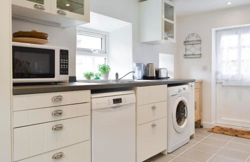 Seaton Cottage - Photo 8