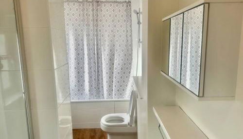 5 Bedroom house in DA7 - Foto 3