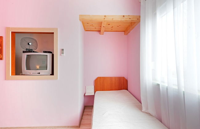 Modern Holiday Home in Mandre With Barbeque - Foto 8