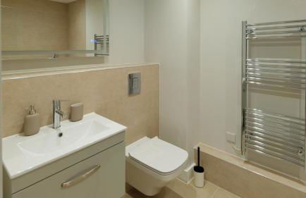 Luxury Flats Near Manchester Airport - Photo 16