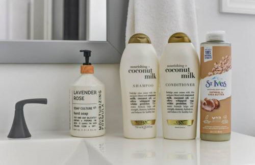 Luxury Mountain Retreat - 4 King Suites & Hot Tub - Photo 34