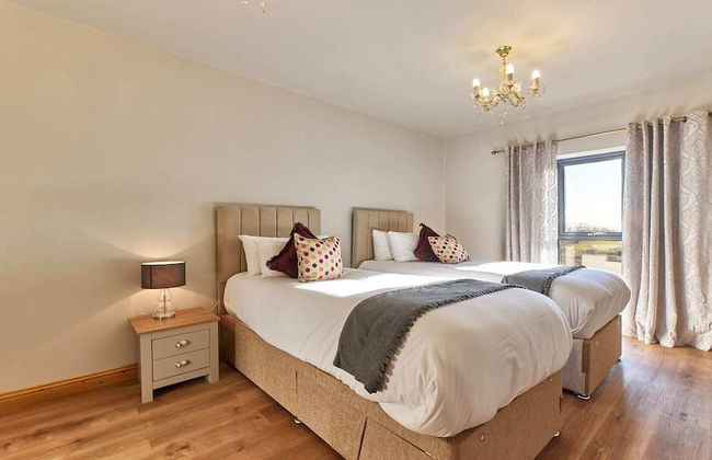 Host Stay The Gathering - Photo 3