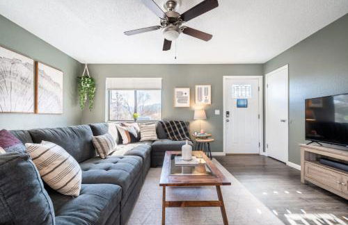 Hillside Horizon Firepit & BBQ w Views - Foto 13