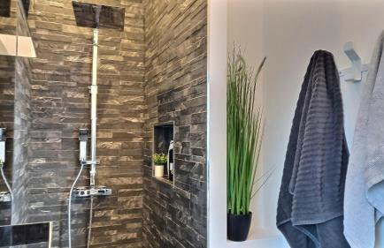 Black&White Home-by So'SerenityHome-Balcon-Parking - Foto 10