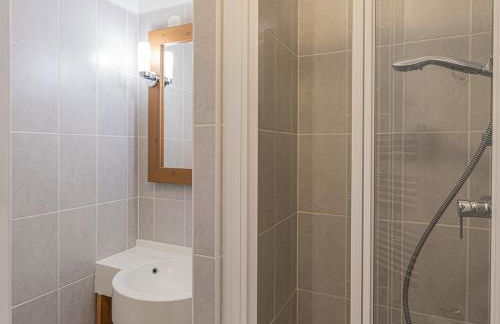 Appartement rénové au centre de La Tania avec parking - FR-1-568-47 - Foto 12