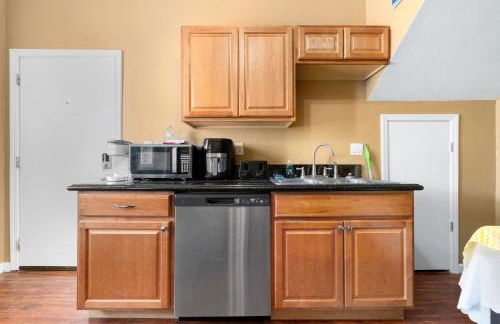 Cozy 1 bdr/1br near downtown - Photo 5