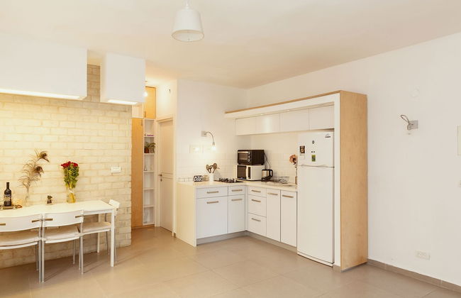 2Rooms Perfect Location 1Min to Beach - Photo 15