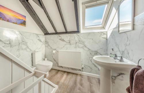 Pembrokeshire Near The Beach With A Heated Pool - Foto 17