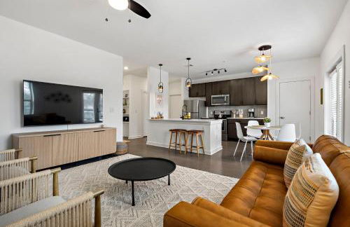 South Lamar Stay - Pickleball, Sauna & Cold Plunge - Photo 5