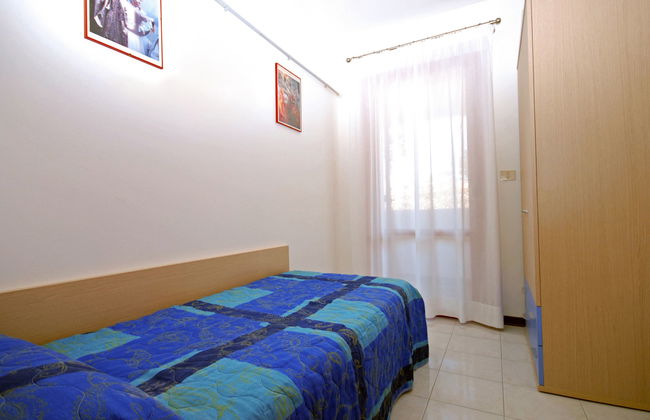 Holiday Village - Foto 14