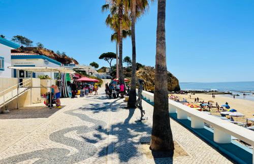 On The BEACH Stunning Apartment Albufeira Olhos de Água - Foto 9