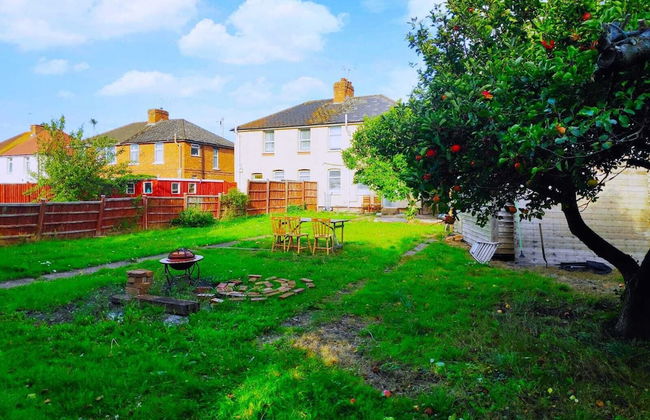 Worcester Town Centre Home & Garden - Foto 1