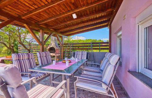 Kuća za odmor s bazenom TeriHy - Foto 7