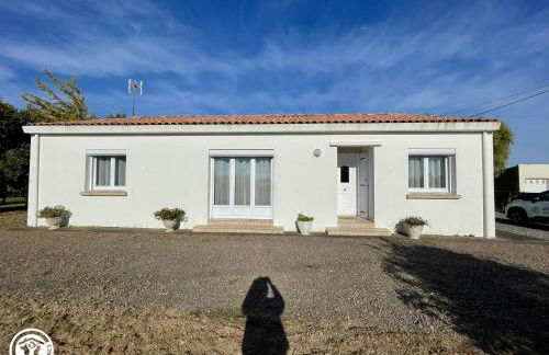 Maison rénovée avec grand jardin, proche des Sables-d'Olonne, 4 chambres, terrasse et Wifi - FR-1-426-187 - Foto 25