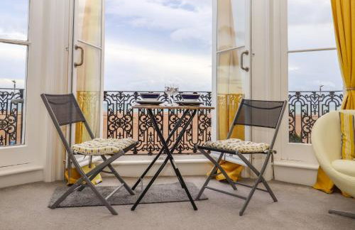 The Old Spy Headquarters - Foto 1