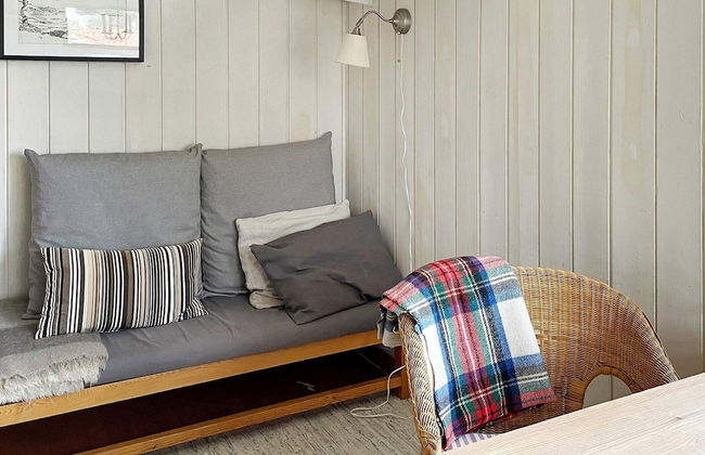 4 Person Holiday Home in Grisslehamn - Photo 13