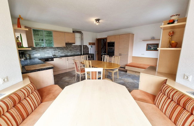 Holiday Home in Finkenberg With Terrace - Foto 12